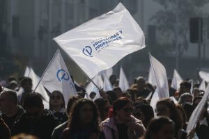 Confech Suma Apoyo: Colegio de Profesores Confirma Adhesión al Paro Nacional Contra Medidas del Gobierno